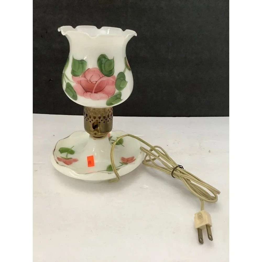 Vintage Milk Glass Hurricane Lamp Hand Painted Pink‎ Roses Ruffled Boudoir Light